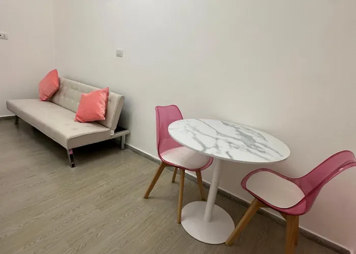 Apartment Dante's Dream *